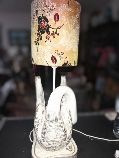 Unique large swan lamp
