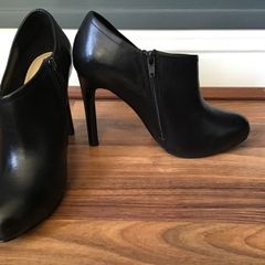 M&S Autograph Ladies Black Leather Shoe Boot Size 4