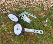 Childs bike stabilisers