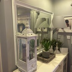 Stunning white mirror