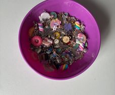 Charms mix - Approx 100