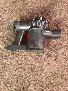 Dyson V6