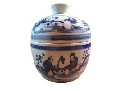 Antique Chinese porcelain lidded jar 19th Century scholars in a landscape