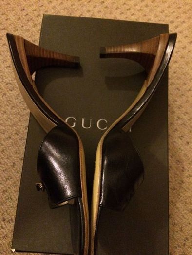 Vintage Gucci Black Leather Buckle Heel