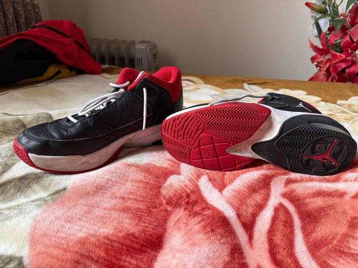 Excellent condition Jordan's size 8 uk