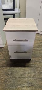 Brand new 2 drawer bedside lockers.