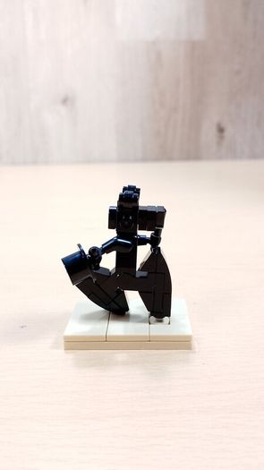 LEGO Greystones Bear Build
