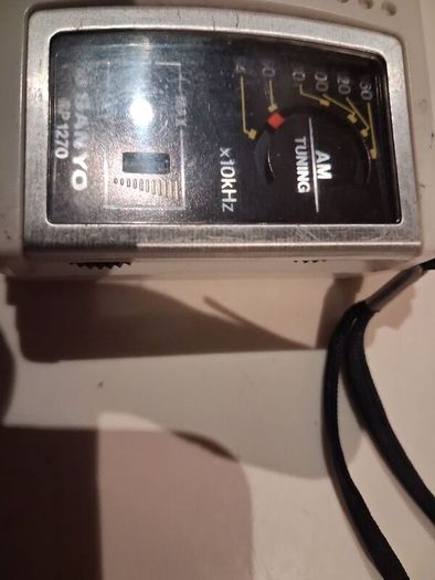 Sanyo RP1270 pocket am radio
