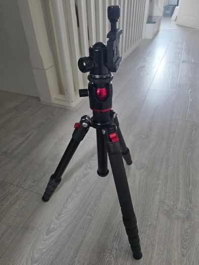 DSLR Camera Tripod