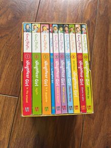 Enid Blyton the naughtiest girl collection