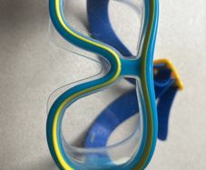kids swimming goggles