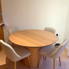 Dinner table & chairs