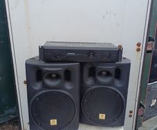 the box pa110 pro speaker and Samson amplifier
