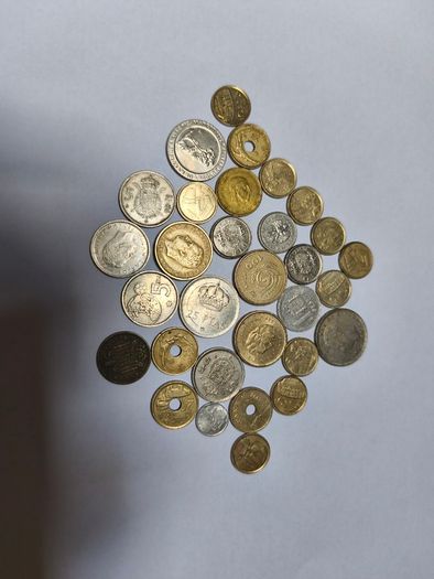 Spanish Coins Pesetas Mixed Lot of 32