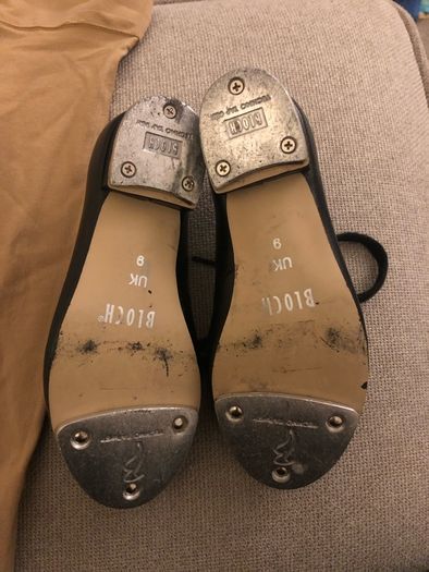 Tap Shoes - Child Size 9