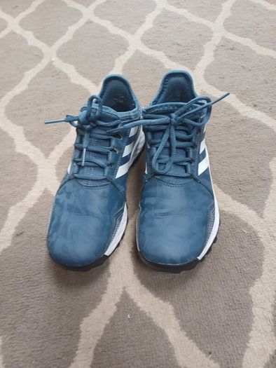 adidas hockey runners