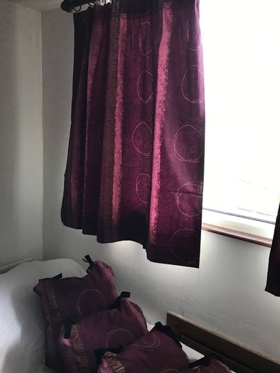 Pre-loved Curtains + 6 seat cushions