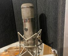 Warm Audio- WA 47