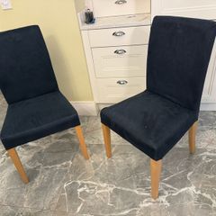 Set of 10 dining room chairs