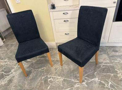 Set of 10 dining room chairs