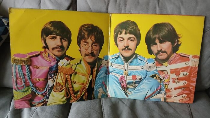 Sgt Peppers Lonely Hearts Club Band