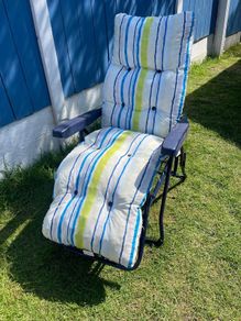 sun lounger