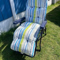 sun lounger