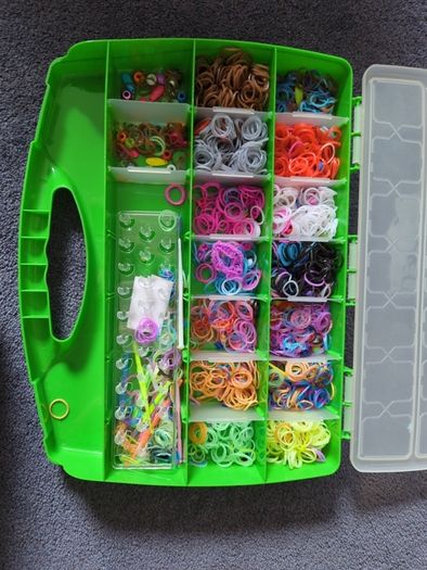 Loom bands