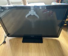 Panasonic Viera 42" Plasma TV