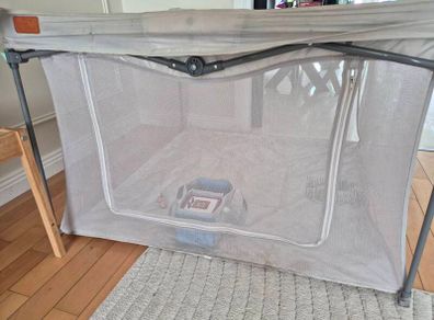 Venture All Stars Joy Square Baby Playpen