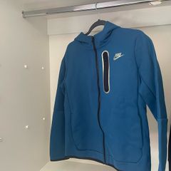 nike tech
