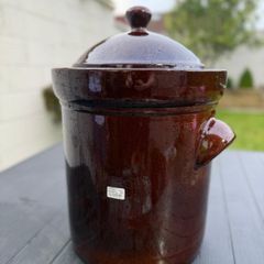 ceramic airtight fermentation crock with a lid Boleslawiec