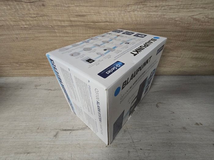 Blaupunkt Q3100 Smart Home Alarm Starter Kit, Black