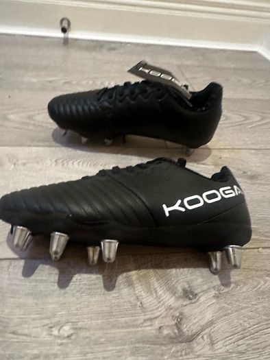brand new Rugby boots size 6