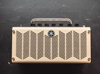 Yamaha THR5 10-watt Modeling Combo Amp