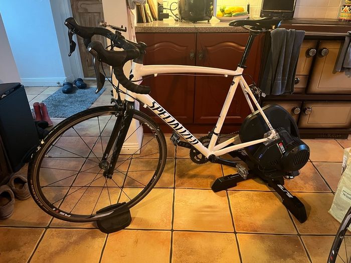 Specialized Allez Road Bike 56cm