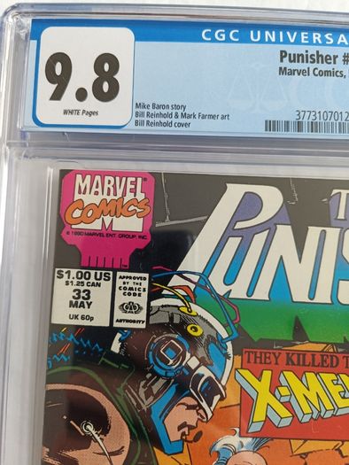 The Punisher  Marvel  Issue 33 CBCS / CGC 9.8 Certified Graded Comic Framed  DC