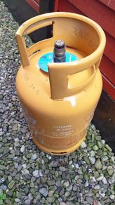 gas cylinder,  empty