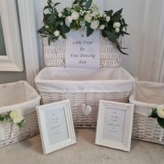 Bathroom Wedding Sets for Hire