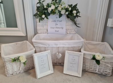 Bathroom Wedding Sets for Hire