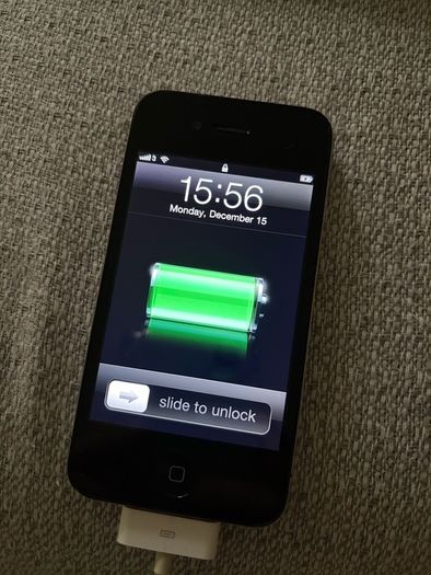 Iphone 4 iOS 4 rear