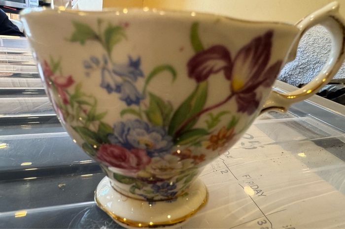 China Royal Albert Lavender Rose Tea Cups