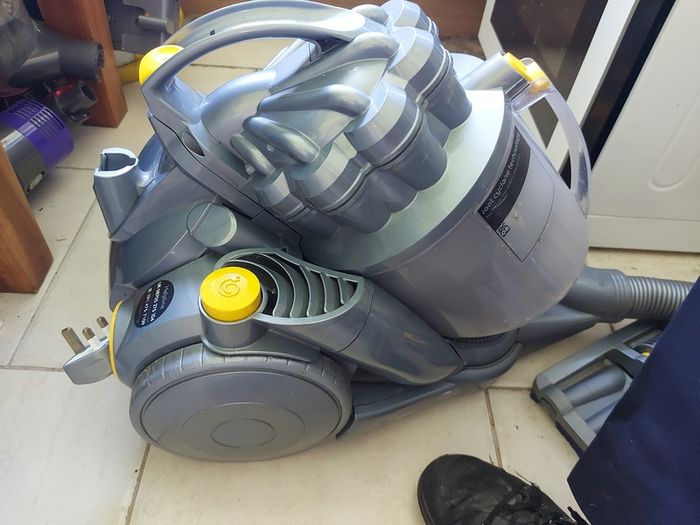 DYSON DC08, in excellent condition, Great suction
