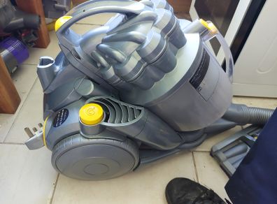 DYSON DC08, in excellent condition, Great suction
