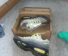 Airmax 95 "neon" og pair from 2005