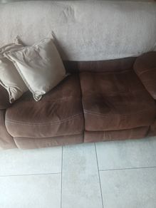 Reclining sofa