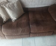 Reclining sofa