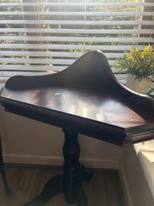 Corner Table
