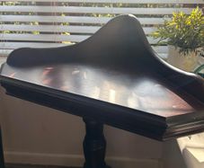 Corner Table