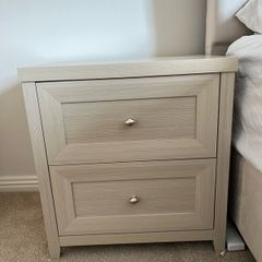 Oakham 2-Drawer Bedside Table Boxed